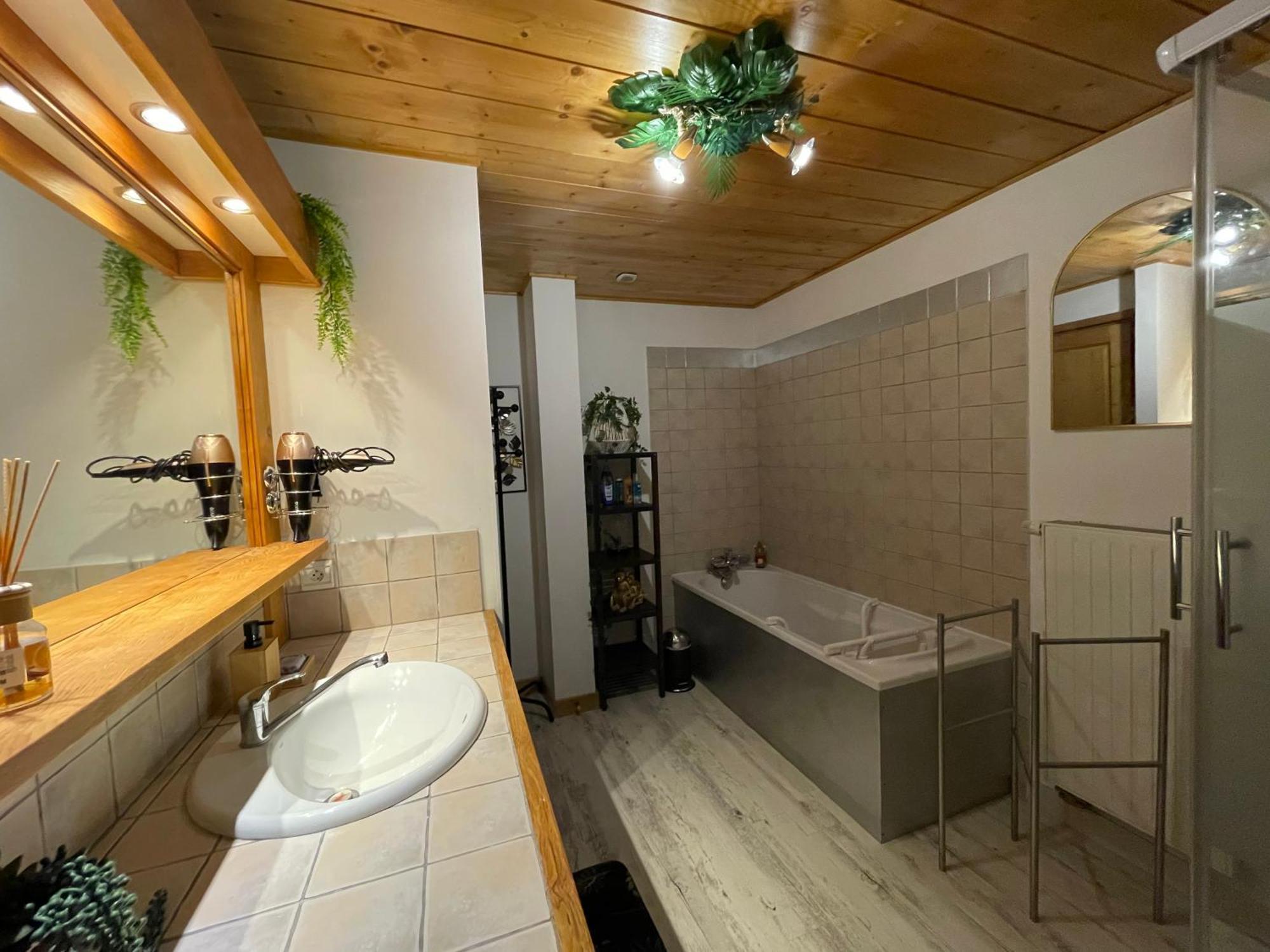 Rooftop 1 - Jacuzzi Prive Au Pied Du Monte-Blanco Sallanches Exterior foto